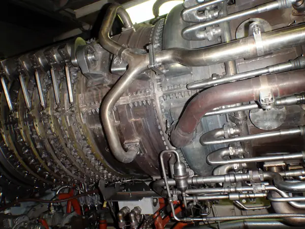 Turbina gazowa GE LM2500 — zdjęcie poglądowe